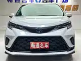 Фото 1 - Toyota Granvia