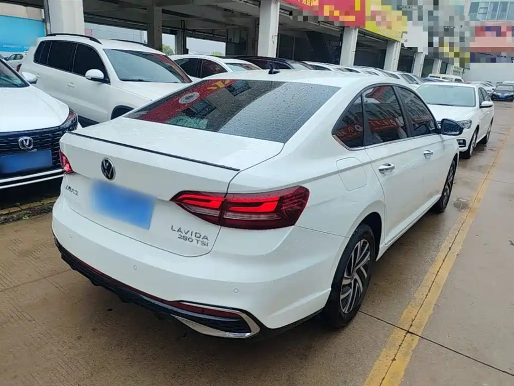 Volkswagen Lavida 2023 280TSI DSG Starlight Comfort Edition фото 7