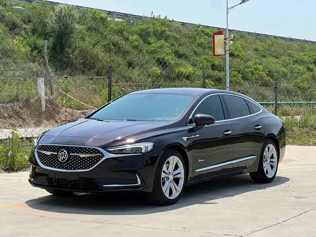 Buick LaCrosse 2022 Avenir Flagship