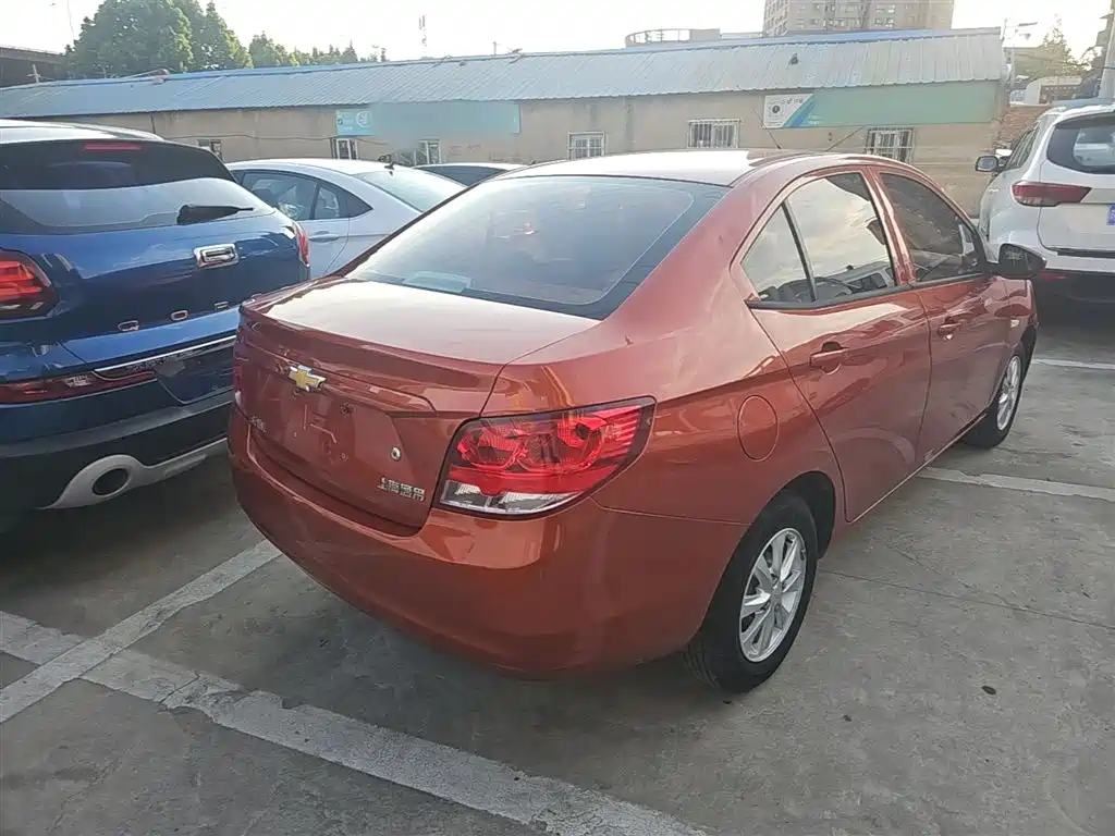 Chevrolet Sail 2015 Sail 3 1.3L Manual Ideal Edition фото 7