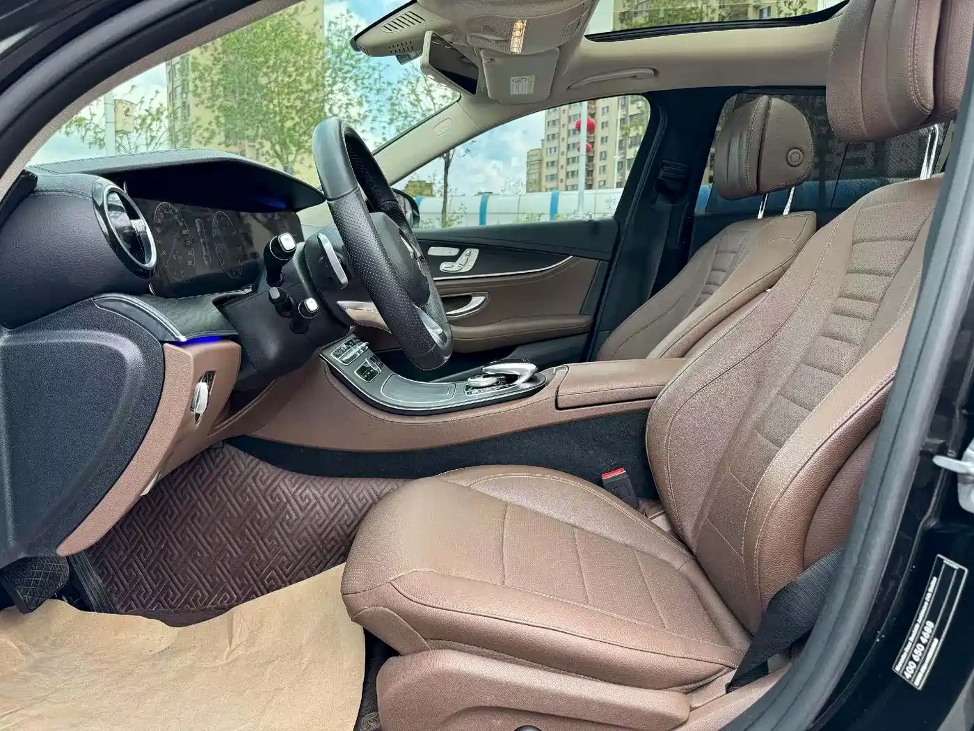 Mercedes-Benz E-Class 2018 E 300 L Sport Fashion фото 4