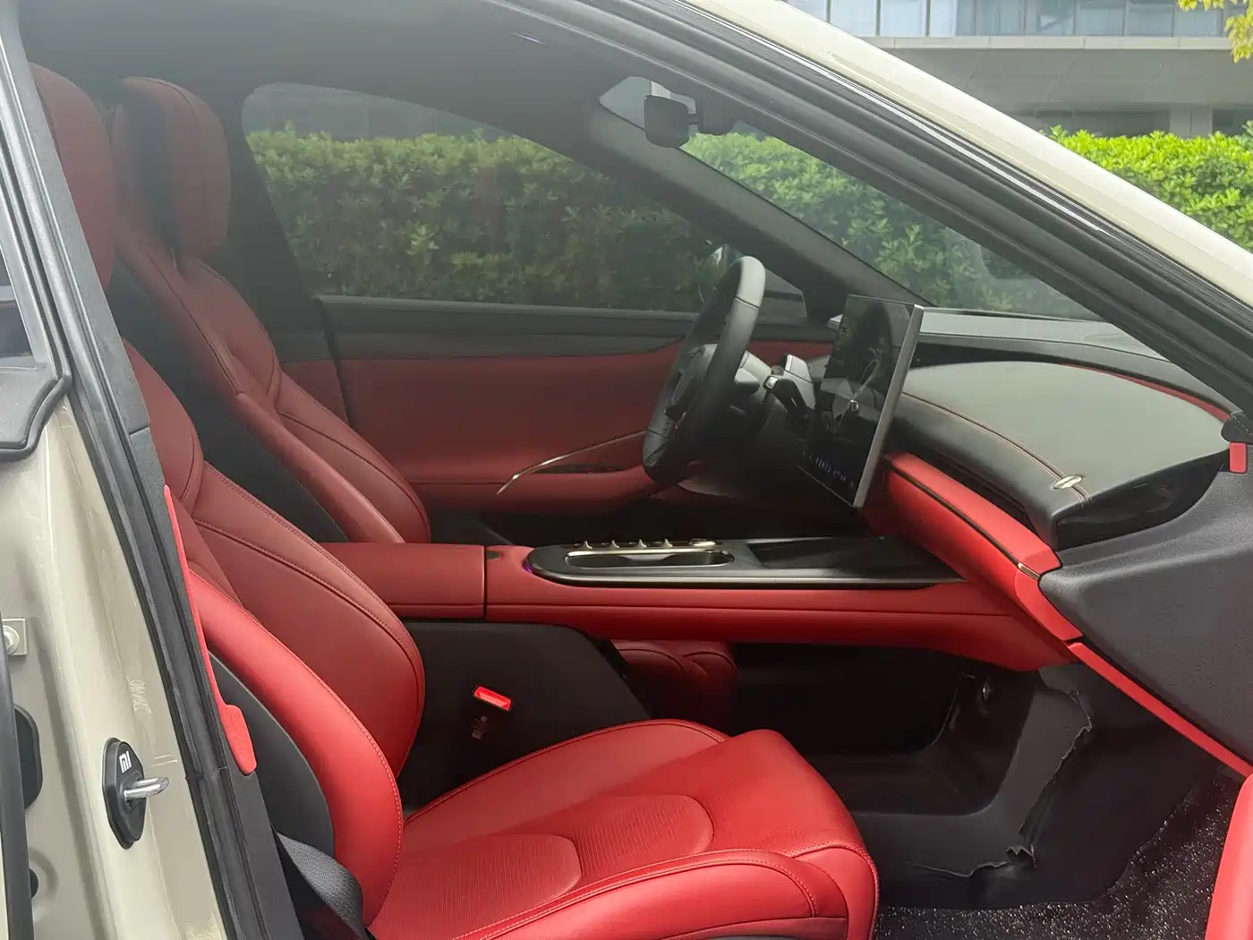 Xiaomi Auto Xiaomi SU7 2024 AWD Extended Range Advanced Smart Driving Max Edition фото 19