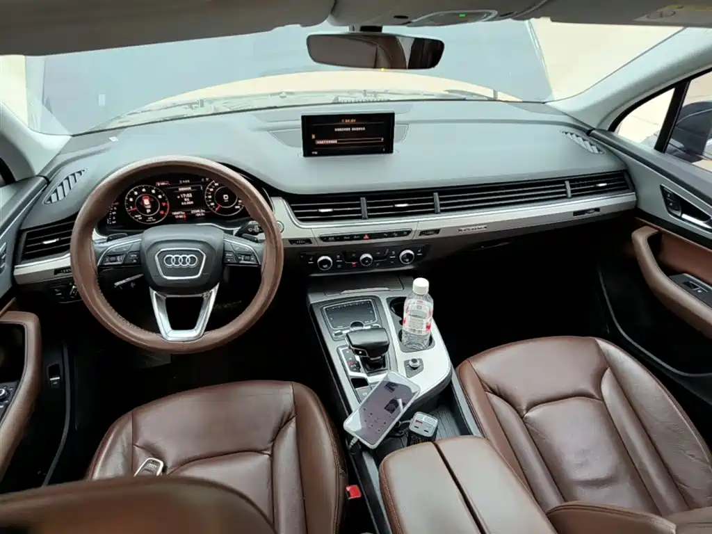Audi Q7 2019 45 TFSI Comfort фото 10
