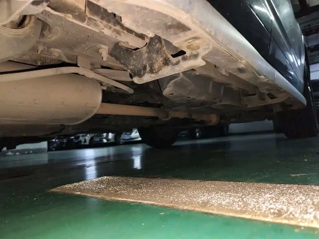 Toyota Highlander 2018 2.0T 4WD Premium 7-seater (China V) фото 17