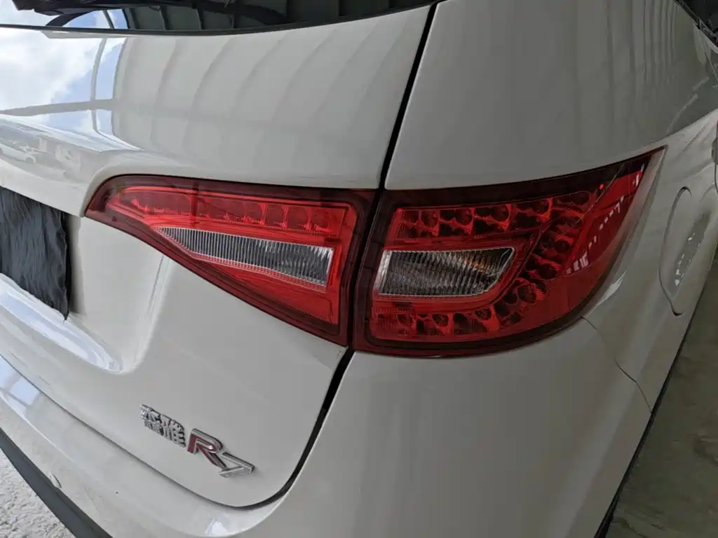 FAW Senya R7 2018 2017 Model 1.6L Automatic Smart