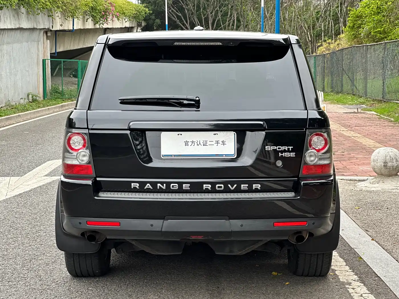 Land Rover Range Rover Sport 2010 5.0 NA V8 HSE фото 6