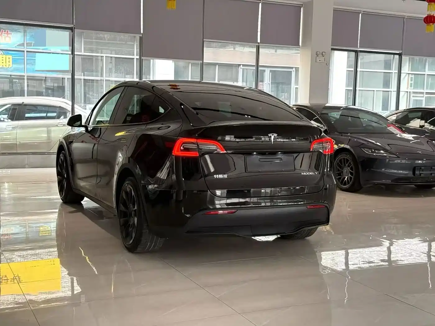 Tesla Model Y 2021 2021 Standard Range Rear-Wheel Drive