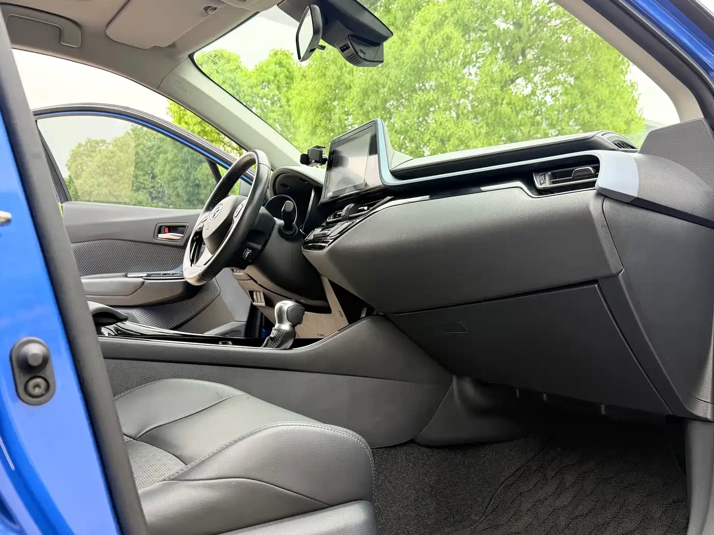 Toyota IZOA 2021 2.0L Yichi Edition фото 9