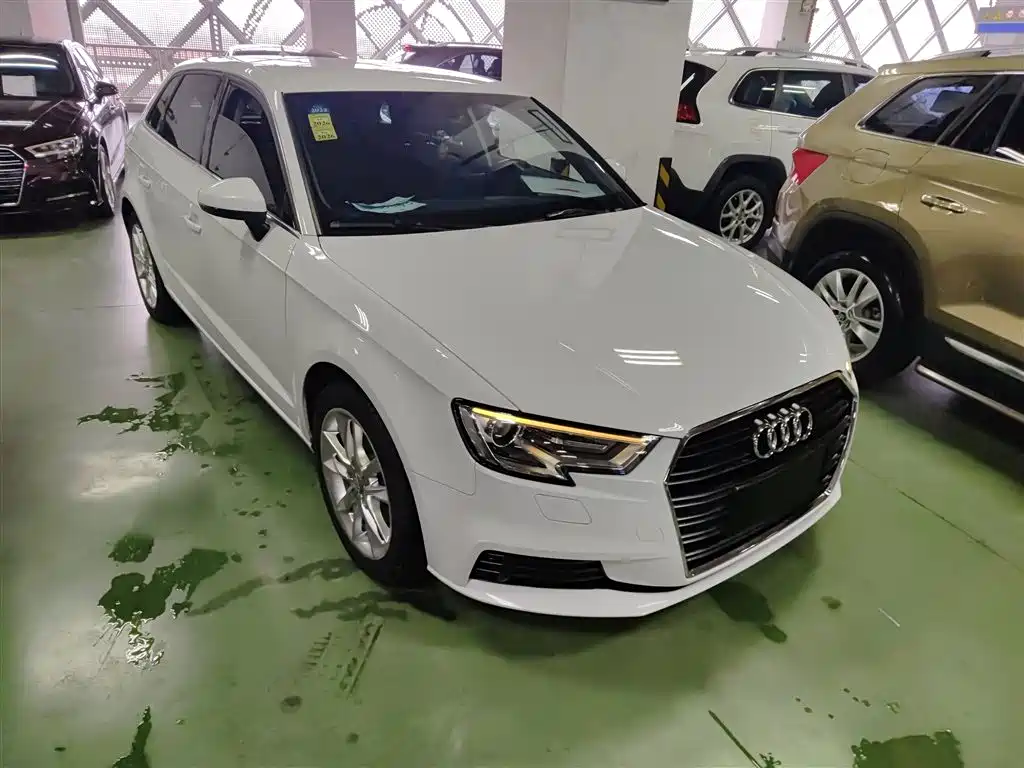 Audi A3 2018 30th Anniversary Sportback 35 TFSI Progressive фото 4