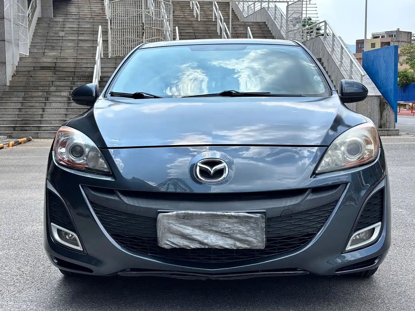 Mazda Mazda3 Axela 2012 2012 Hatchback 1.6L Automatic Elite