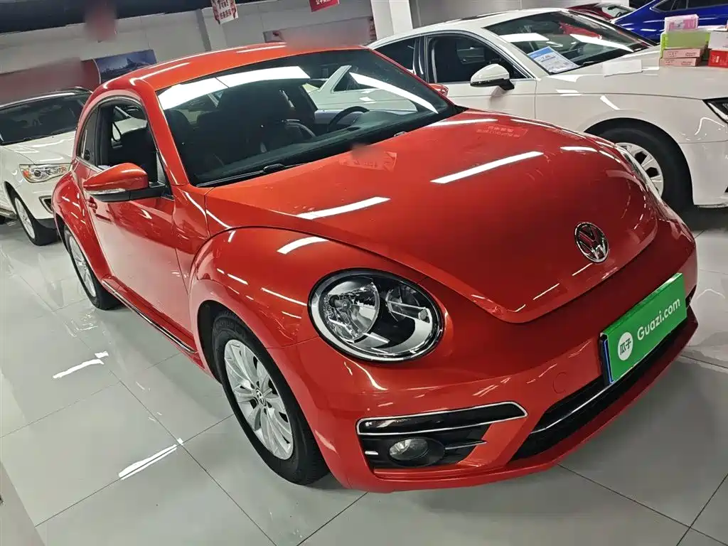 Volkswagen Beetle 2017 180TSI Enjoy фото 4