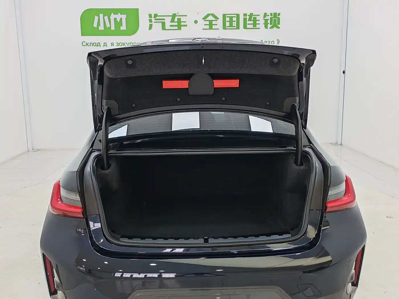 BMW 3 Series 2023 320Li M Sport Package фото 16