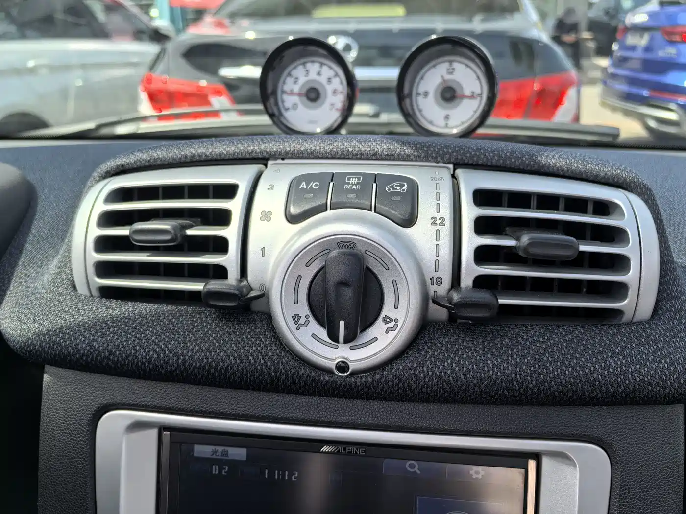 smart fortwo 2015 2014 1.0T Convertible BoConcept Special Edition