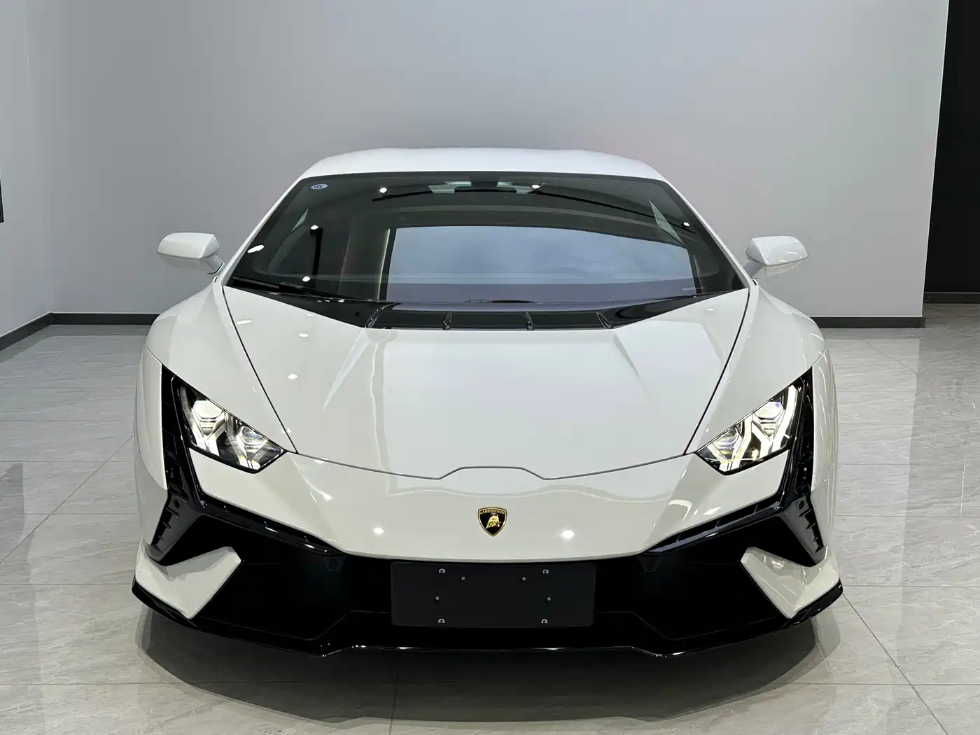 LAMBORGHINI HURACÁN