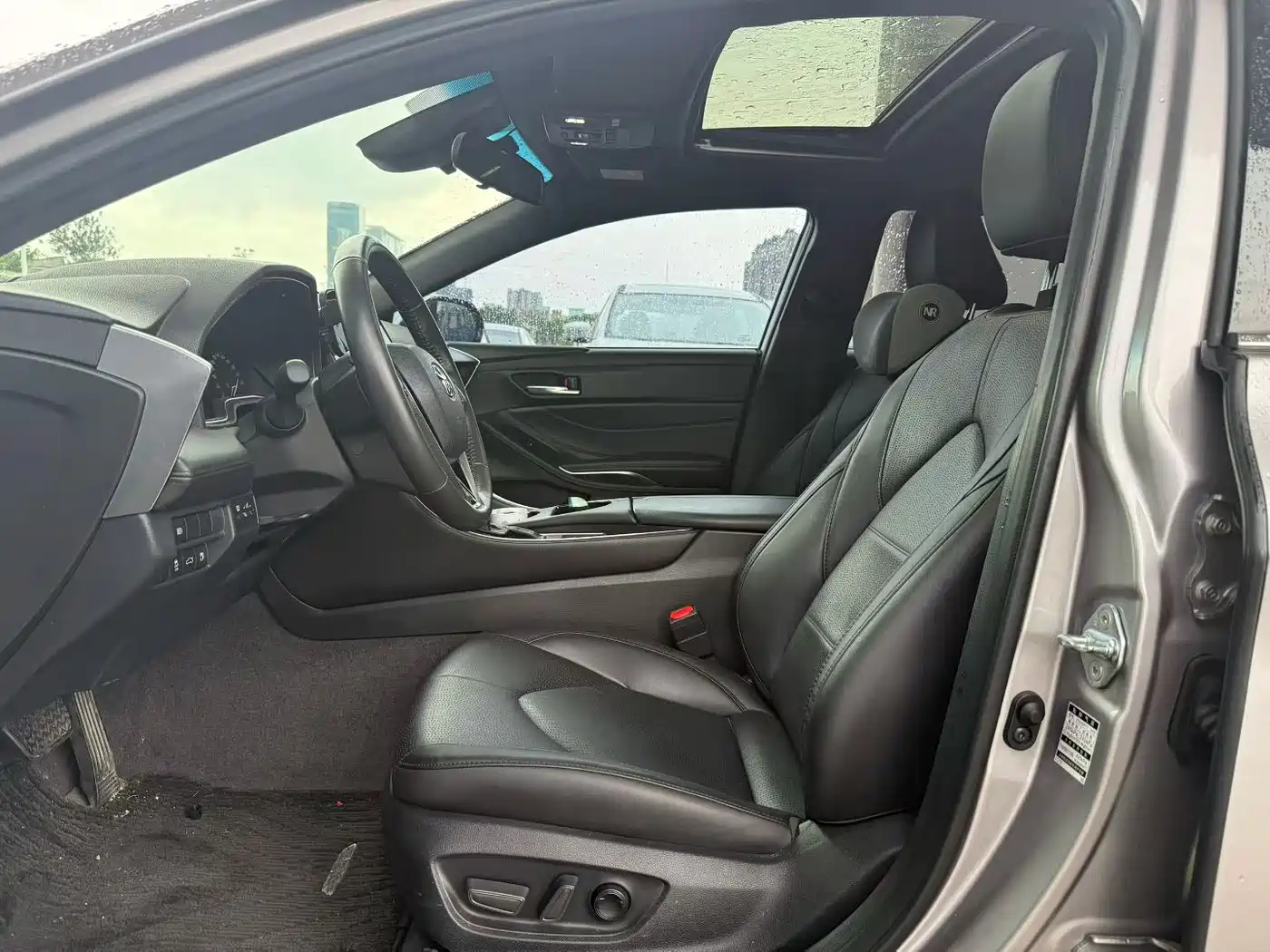 Фото 5 - Toyota Avalon