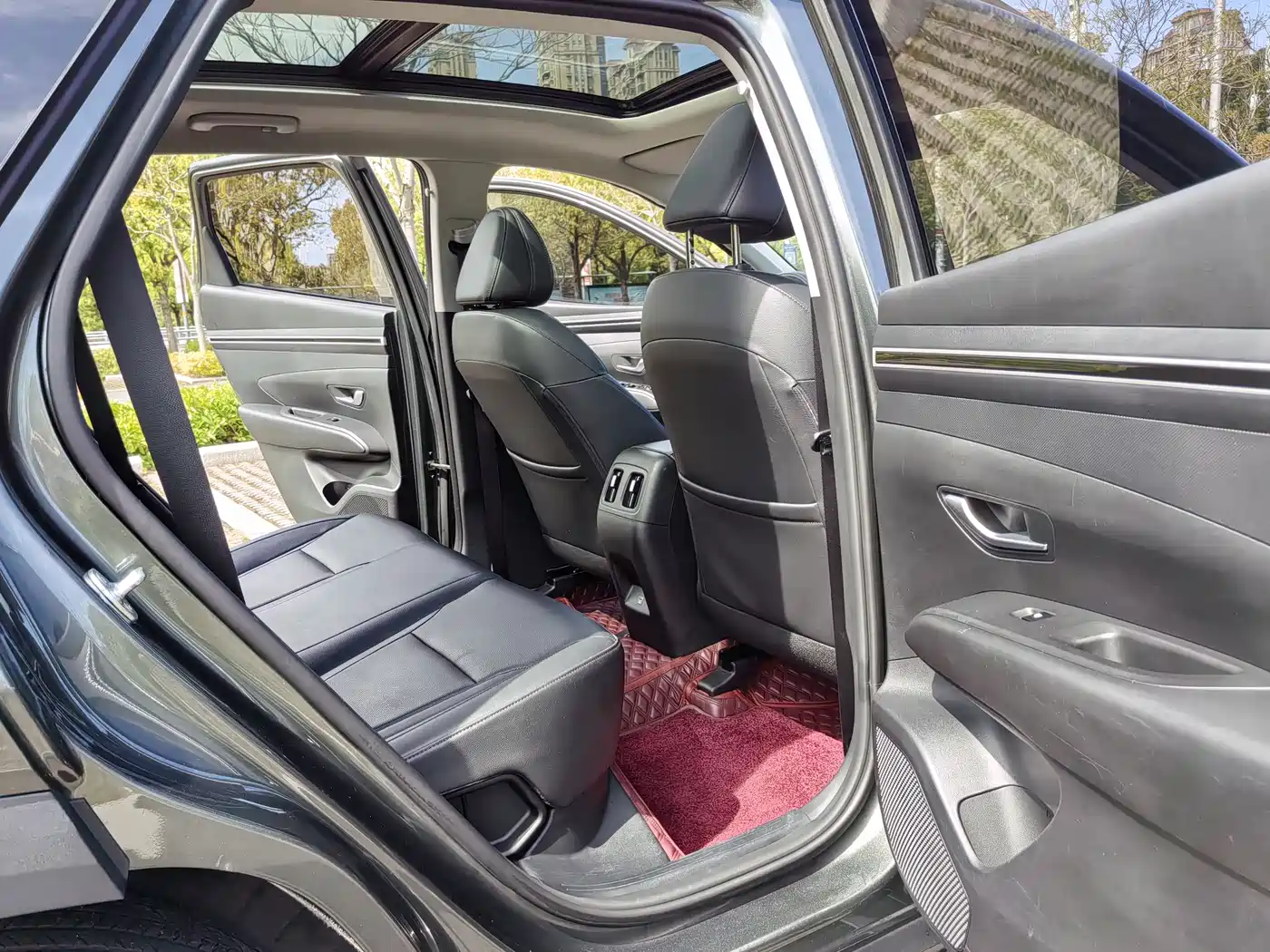 Hyundai Tucson 2023 Tucson L 1.5T Automatic 2WD DLX Luxury Edition фото 16