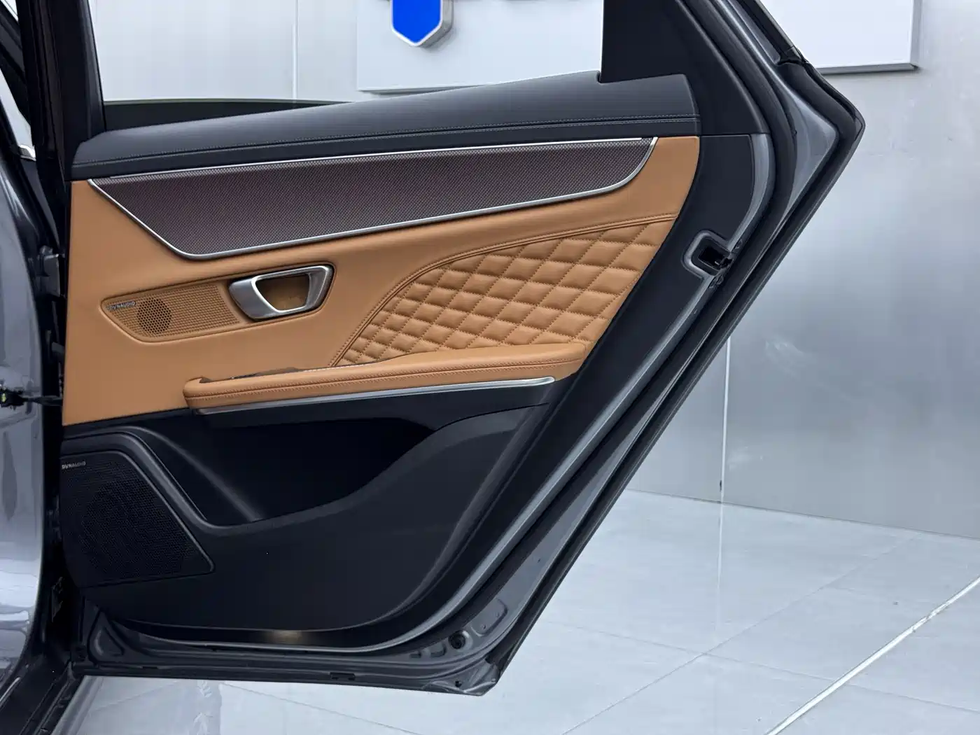 BYD Han 2022 DM-i 121KM Premium Edition фото 9