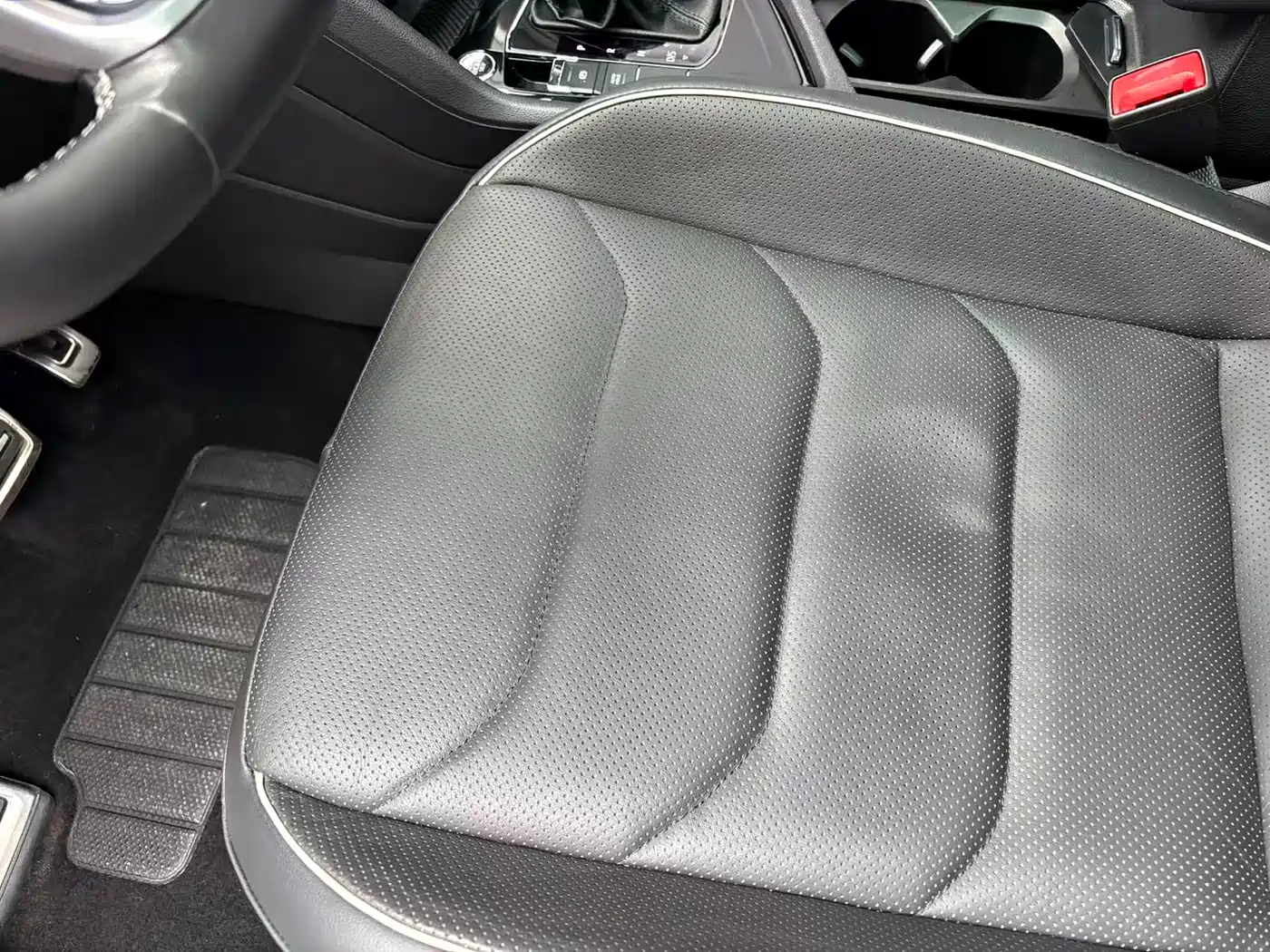 Volkswagen Tiguan L 2020 330TSI Auto 2WD R-Line Flagship China VI фото 12