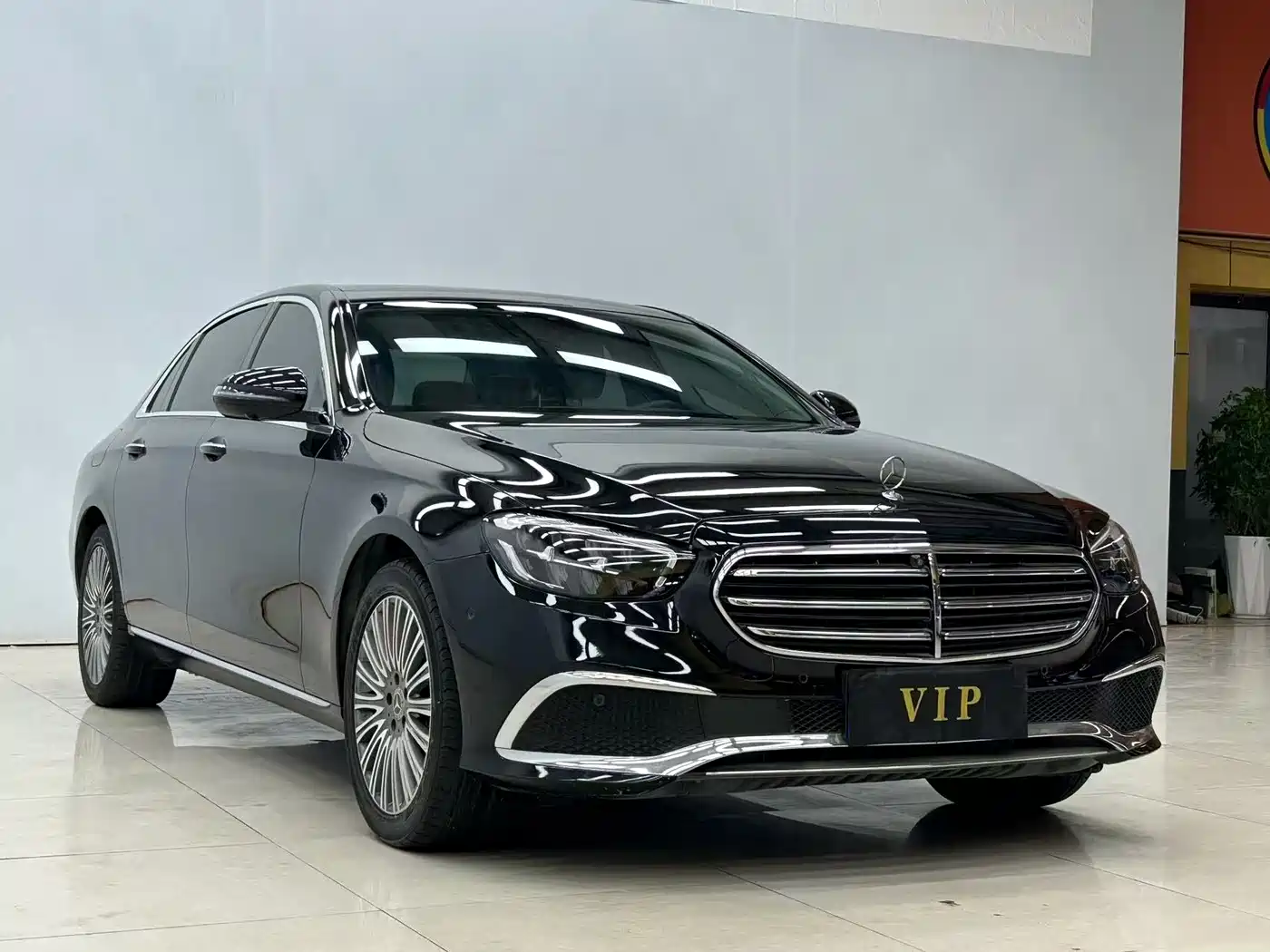 Mercedes-Benz E-Class 2021 E 300 L Fashion фото 3
