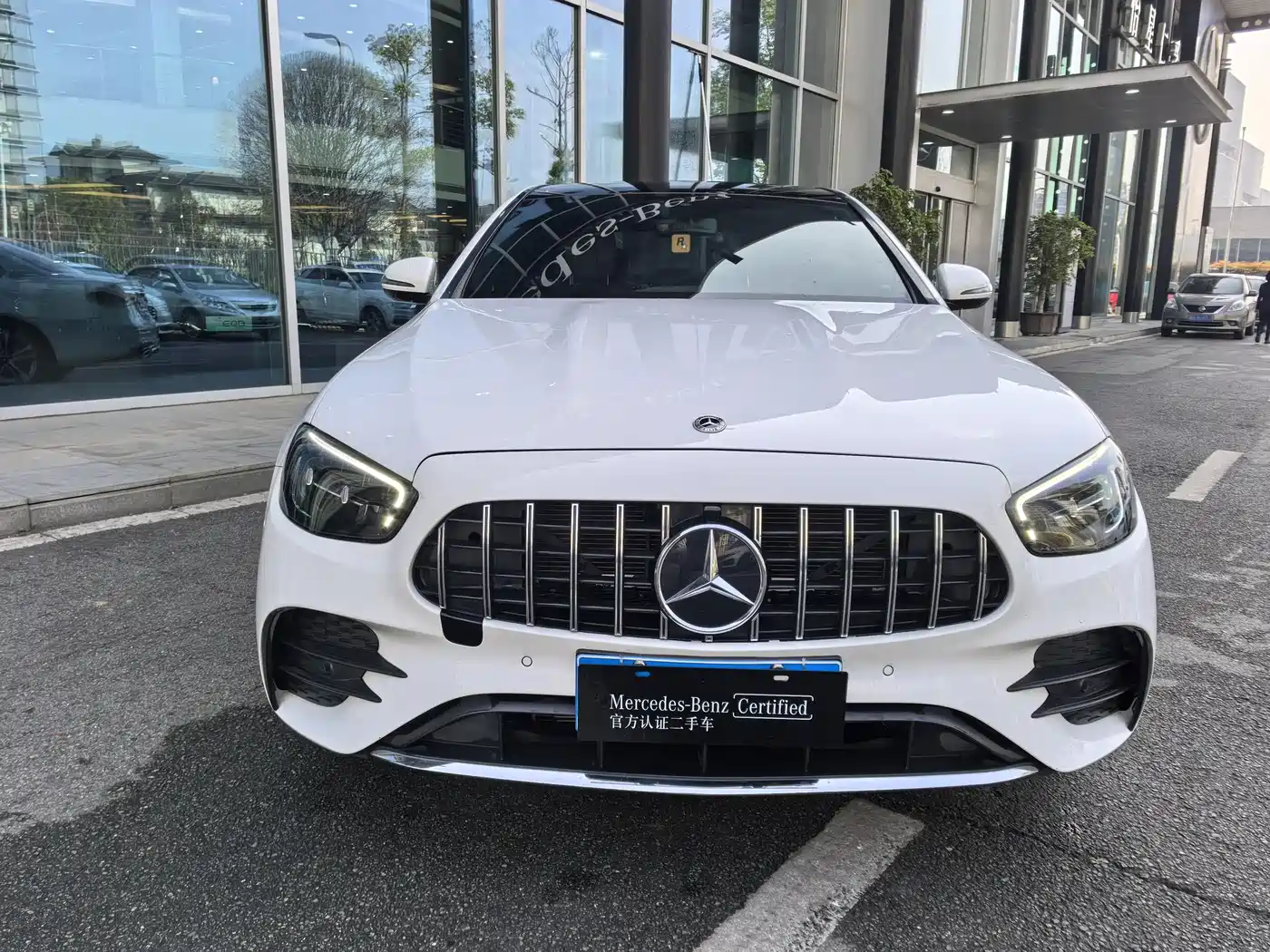 MERCEDES-BENZ E CLASS