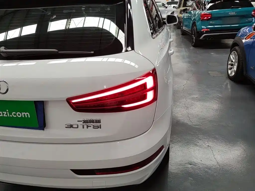 Audi Q3 2018 30th Anniversary Edition 30 TFSI Fashion фото 8