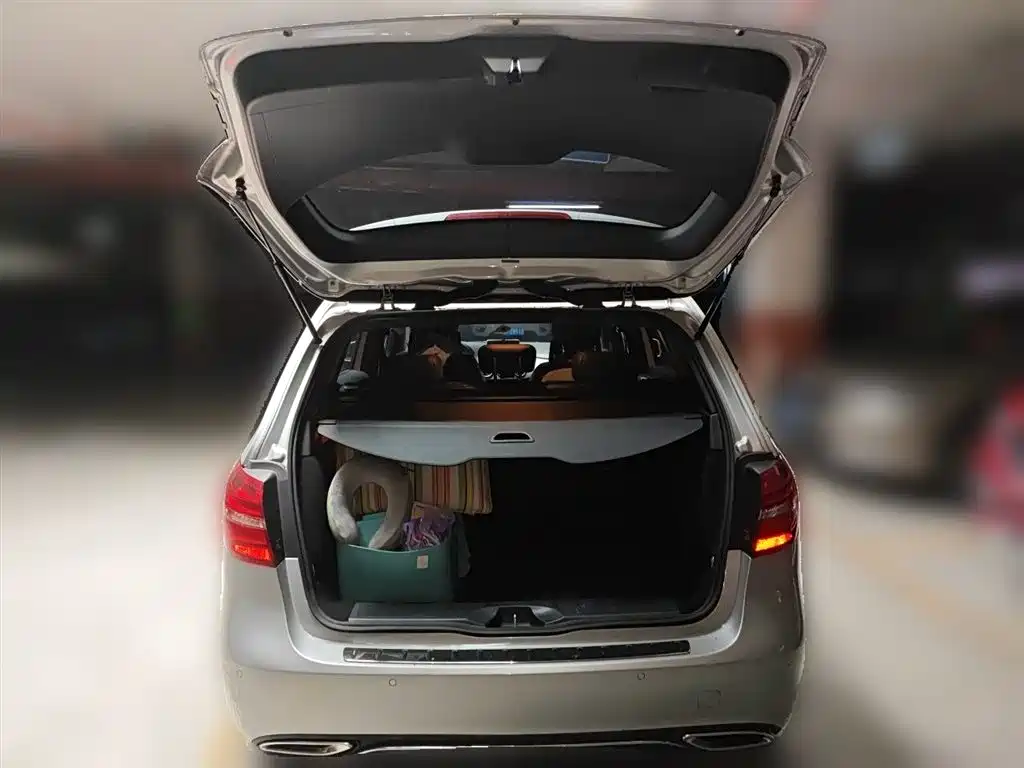 Mercedes-Benz B-Class 2018 B 200 Fashion фото 17