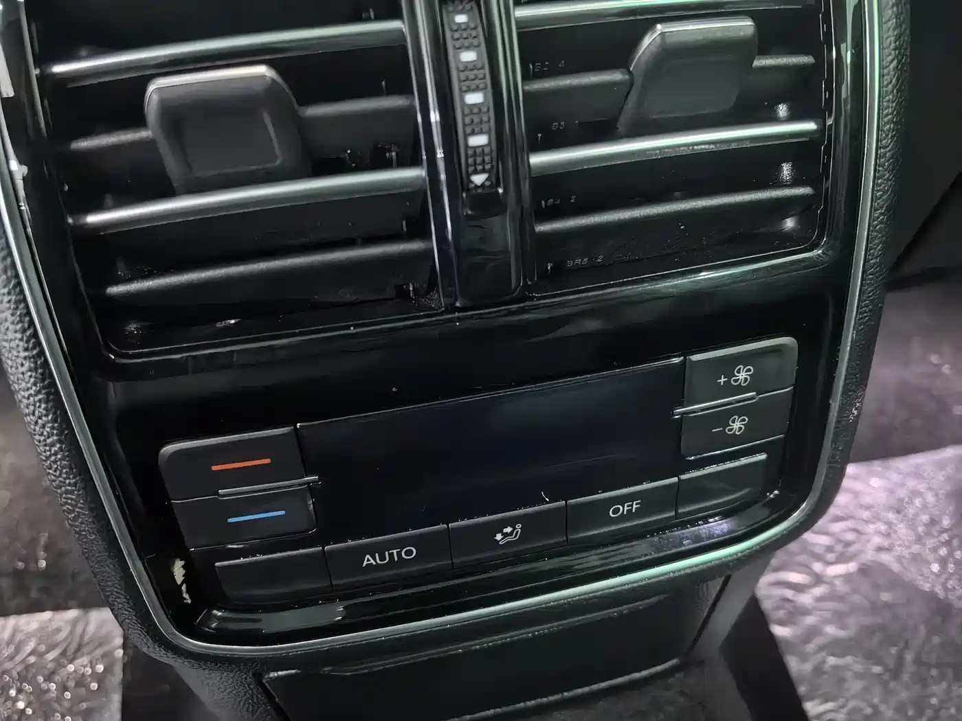 Volkswagen Magotan 2019 330TSI DSG Luxury Class China VI фото 7