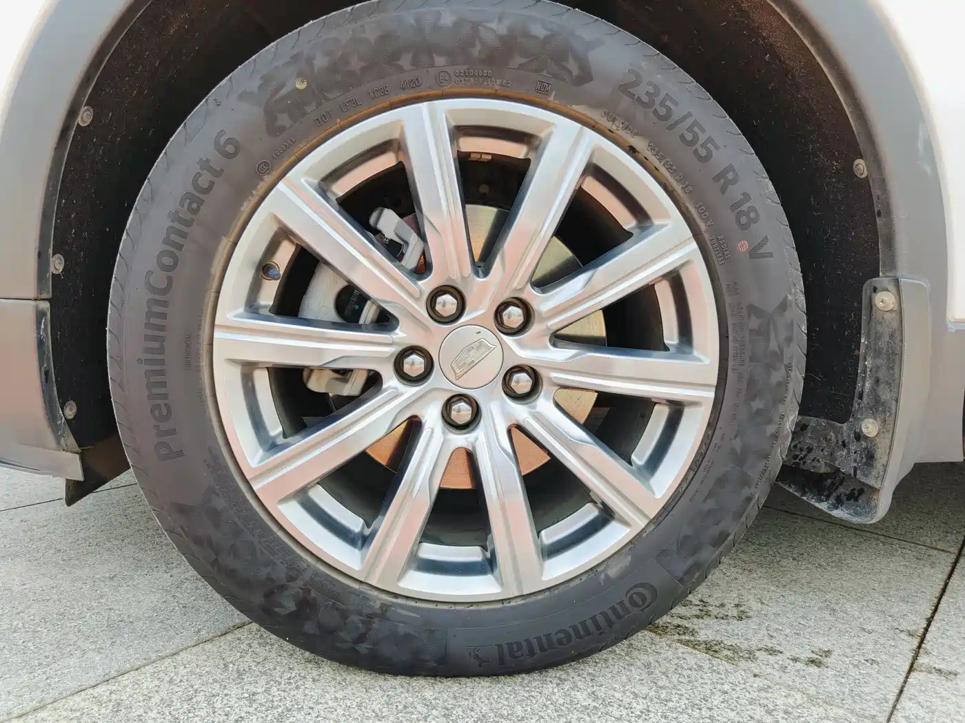 Cadillac XT4 2021 28T FWD Premium Edition фото 9