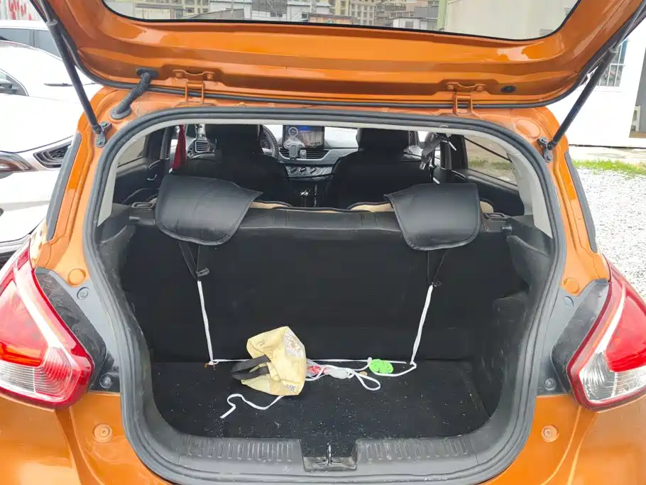 Baojun 310 2017 2016 1.2L Manual Value Edition