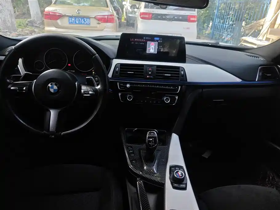 BMW 3 Series 2018 320i M Sport Package фото 12