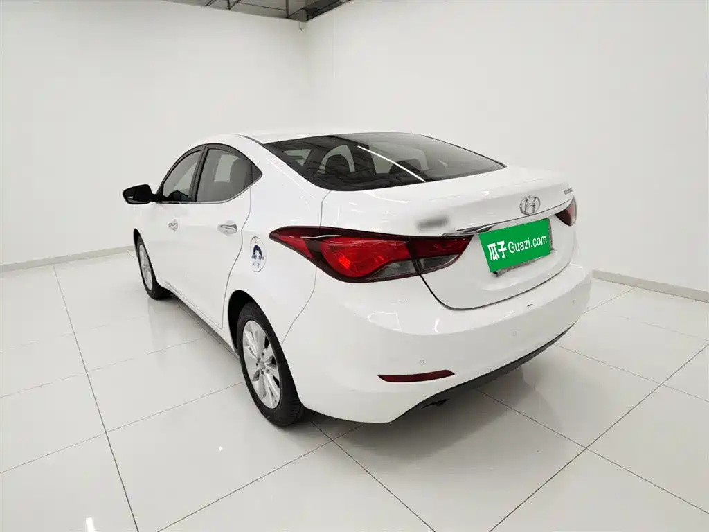 Hyundai Langdong 2016 1.6L Automatic Premium Edition фото 5
