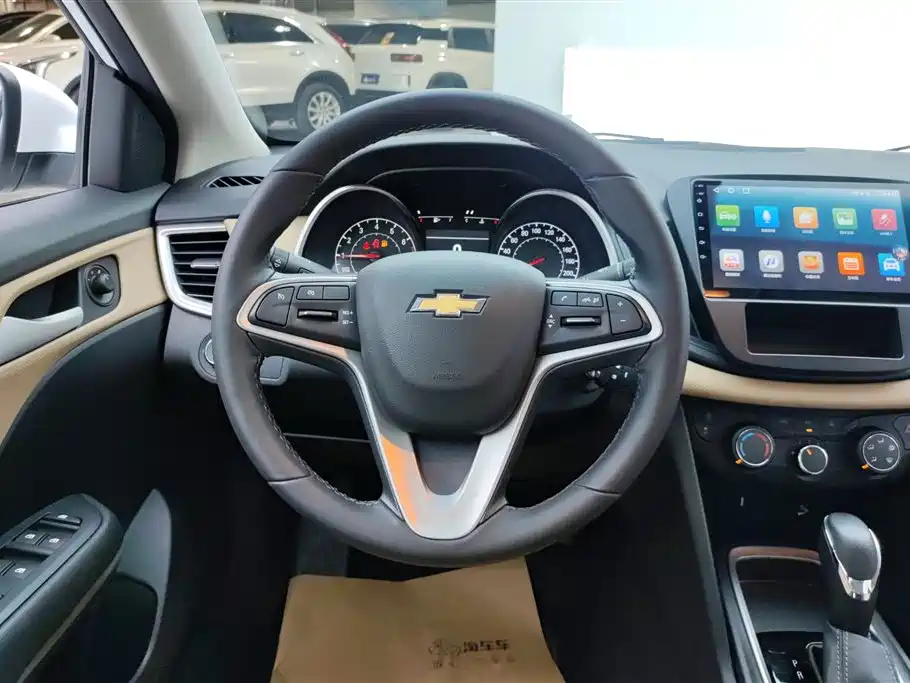 CHEVROLET CRUZE