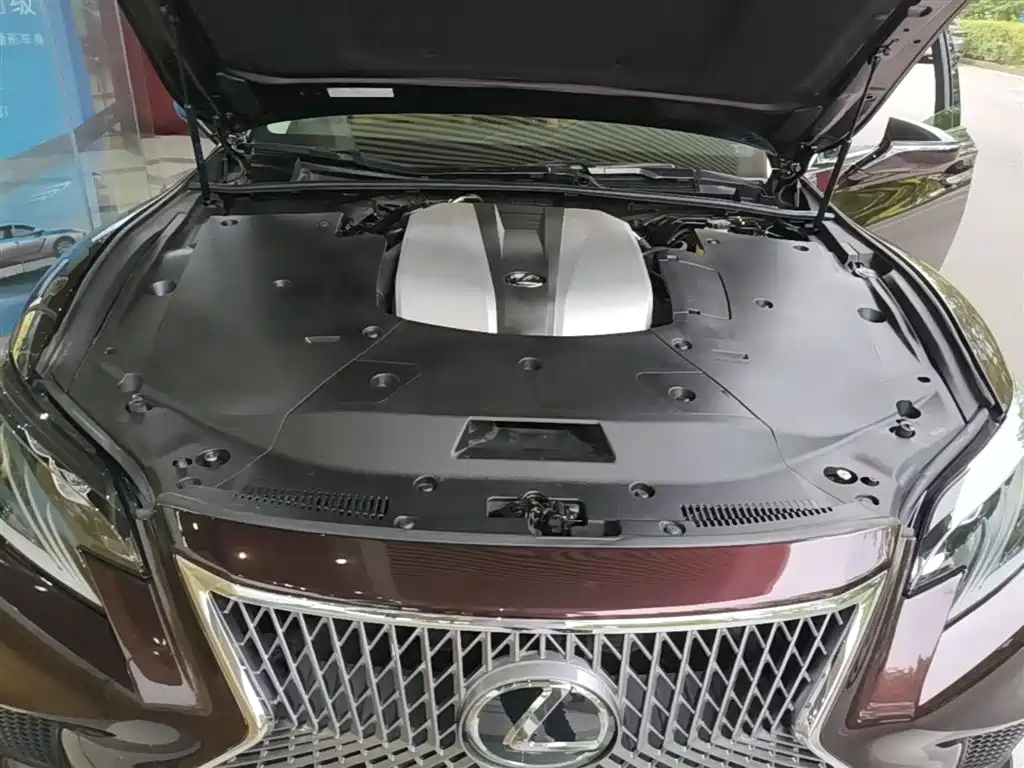 Lexus LS 2018 350 Excellence Edition China V фото 20