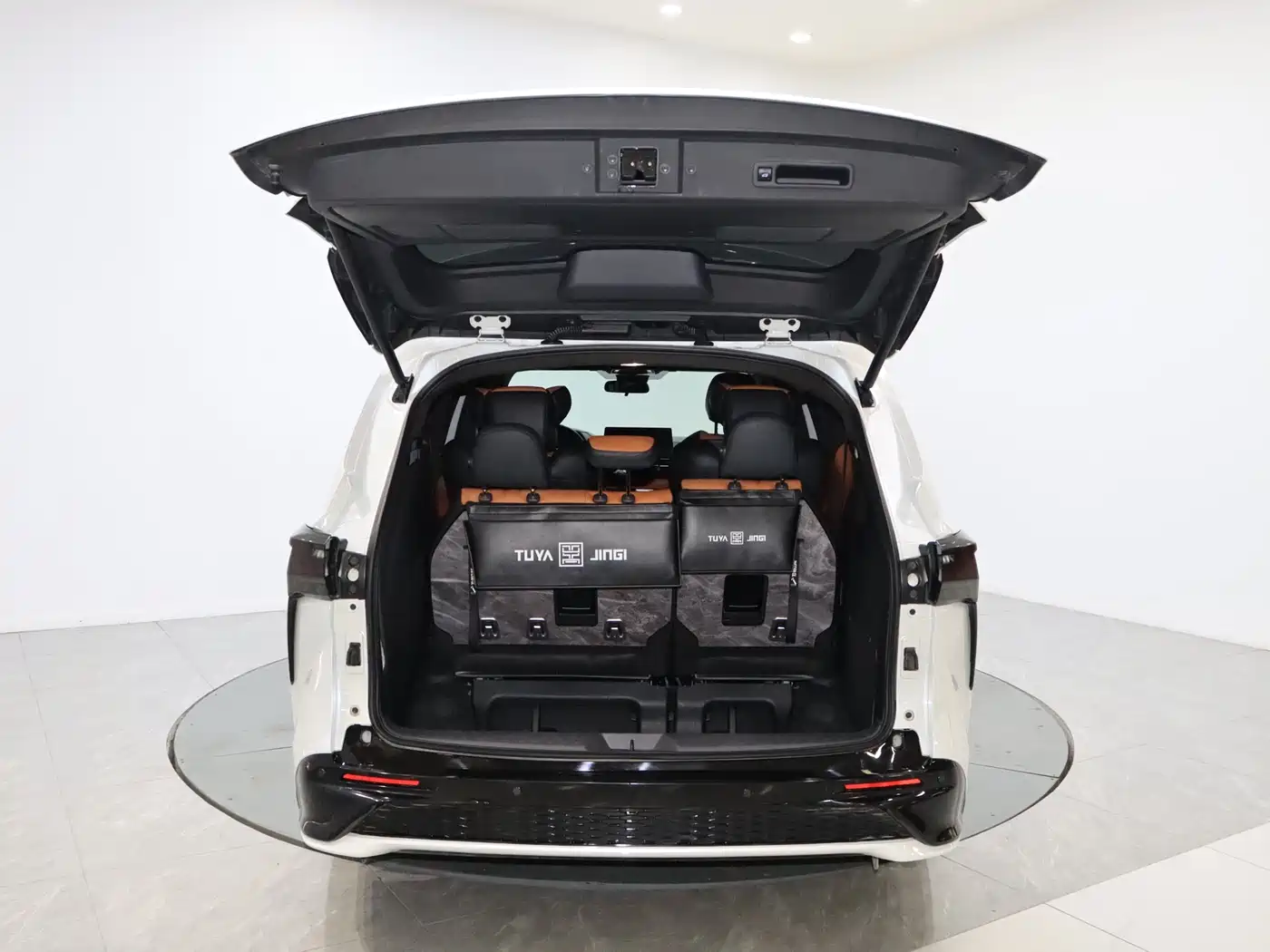 Toyota Sienna 2023 2.5L Hybrid Comfort Edition фото 16
