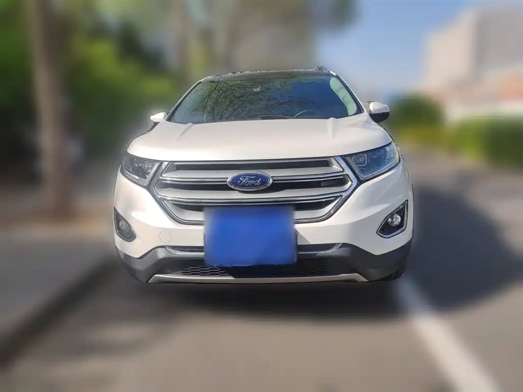 Photo 24 - Ford Edge
