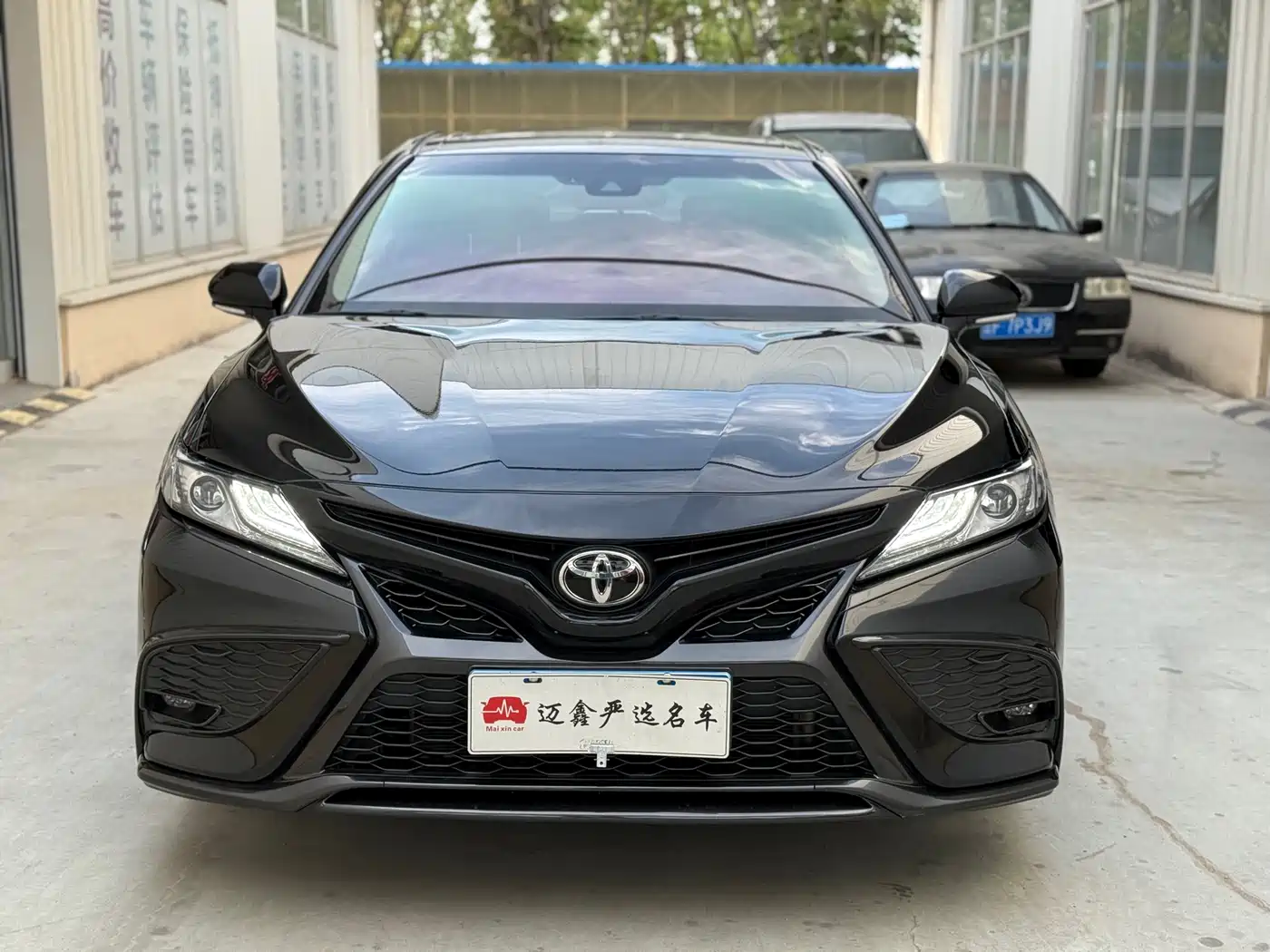 Toyota Camry 2023 2.0S Knight Edition фото 2
