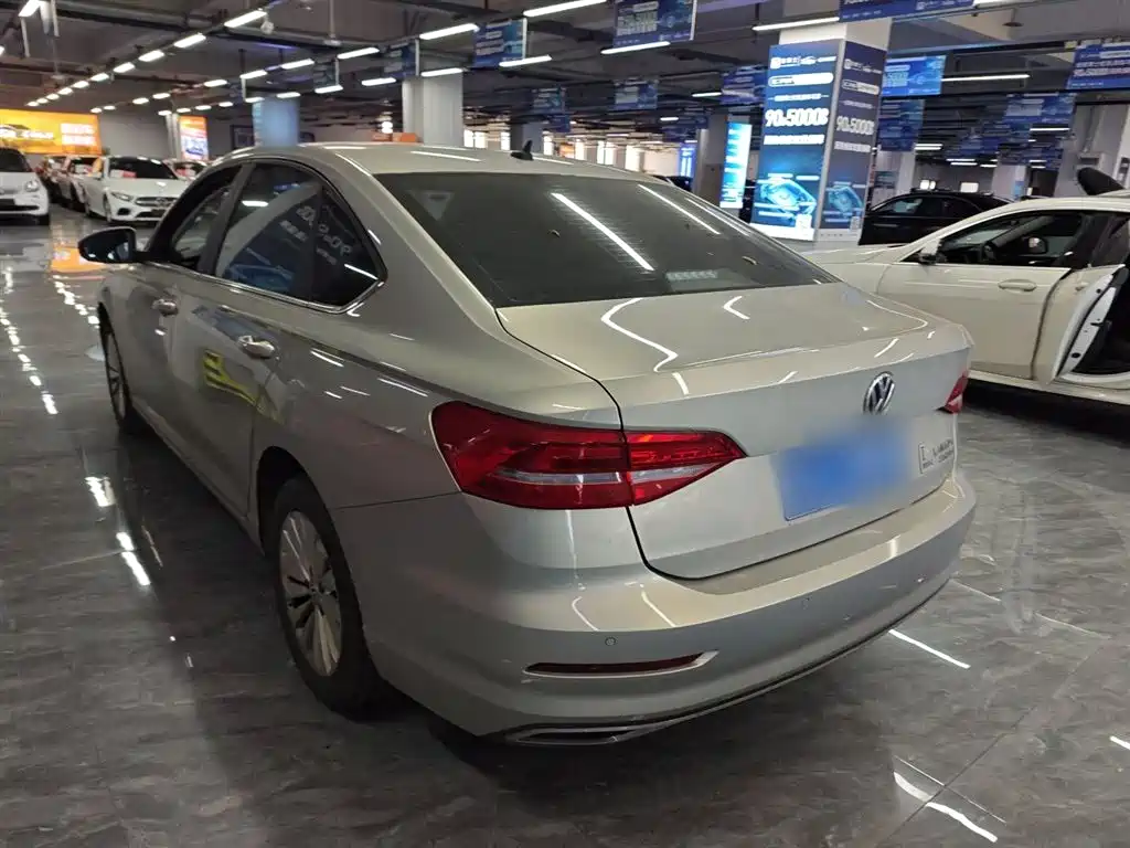 Volkswagen Lavida 2018 280TSI DSG Comfort Edition China V фото 23