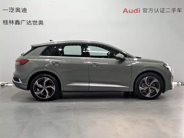 Audi Q4 e-tron 2024 40 e-tron Creation Edition — фото 3