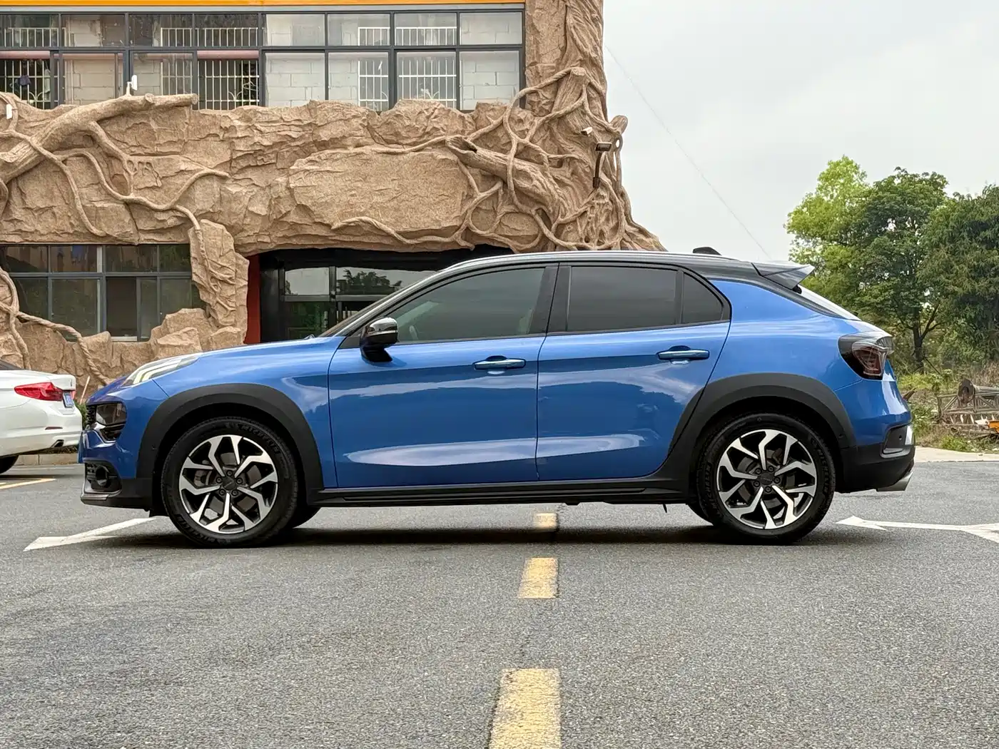 Lynk & Co 02 2018 2.0T DCT AWD Pro Edition China V фото 5