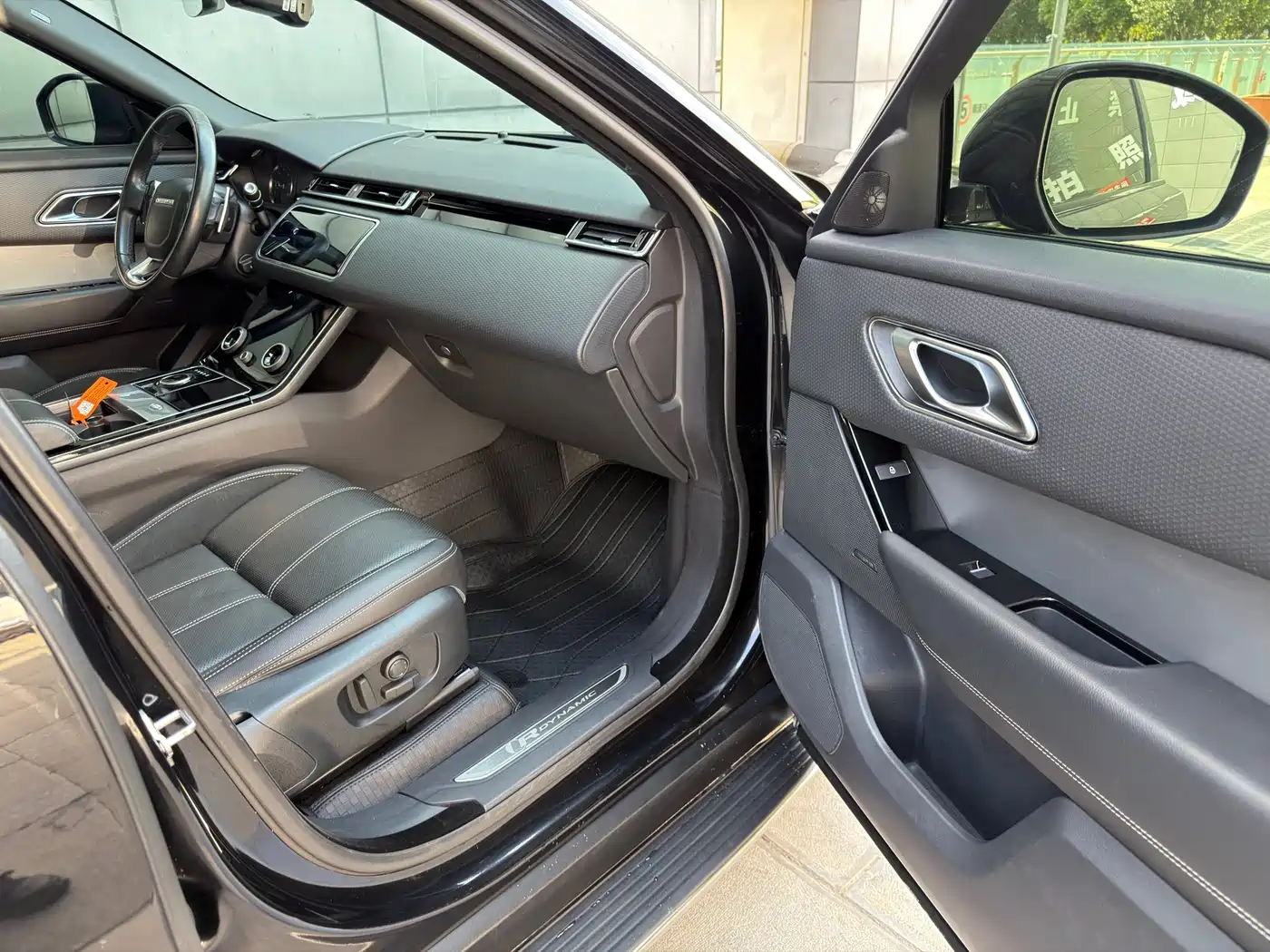 Land Rover Range Rover Velar 2020 P250 R-DYNAMIC S фото 33