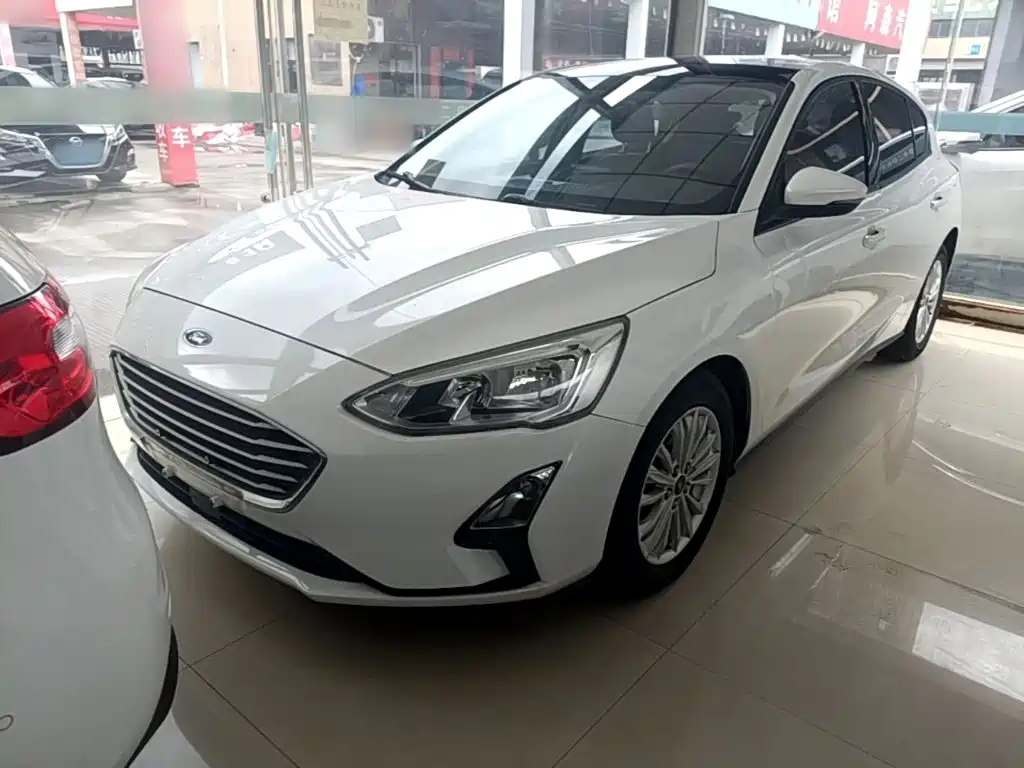 Photo 2 - Ford Focus