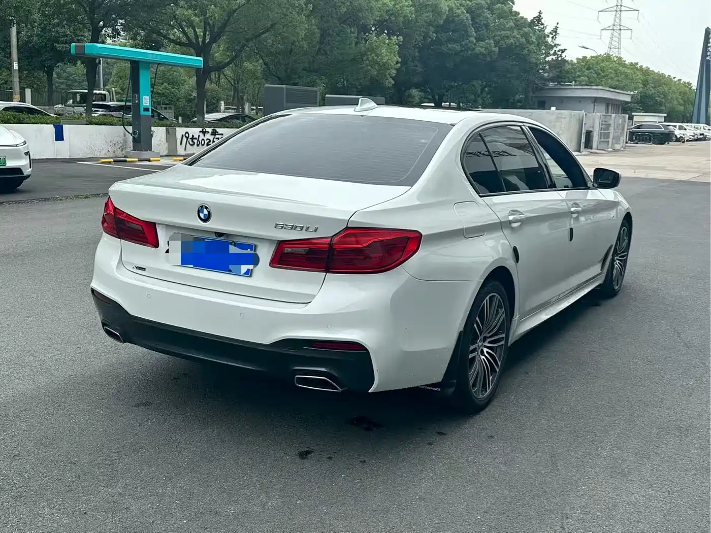 صورة 9 - BMW 5 Series