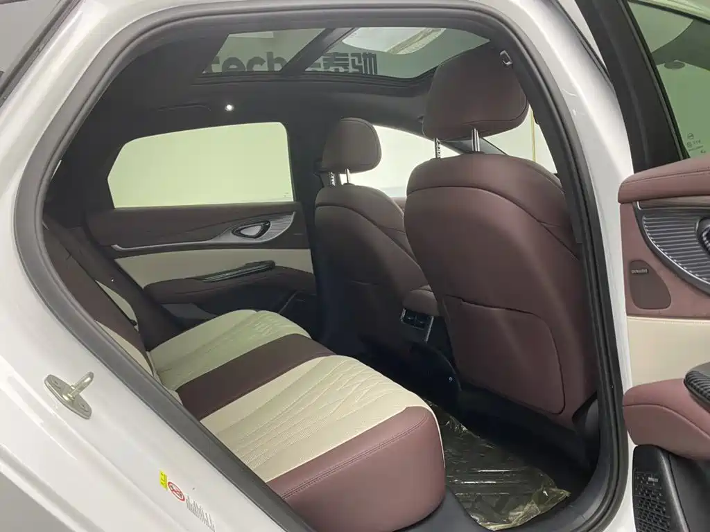BYD Seal 2025 2023 DM-i 1.5T 121km Flagship