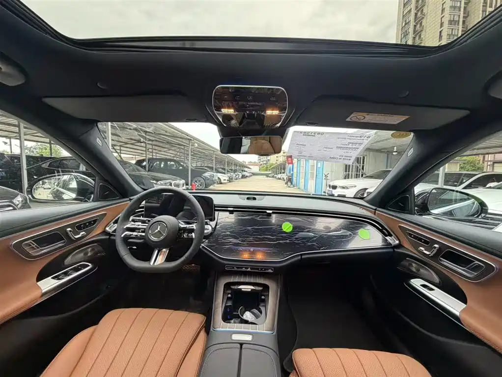 MERCEDES-BENZ E-CLASS