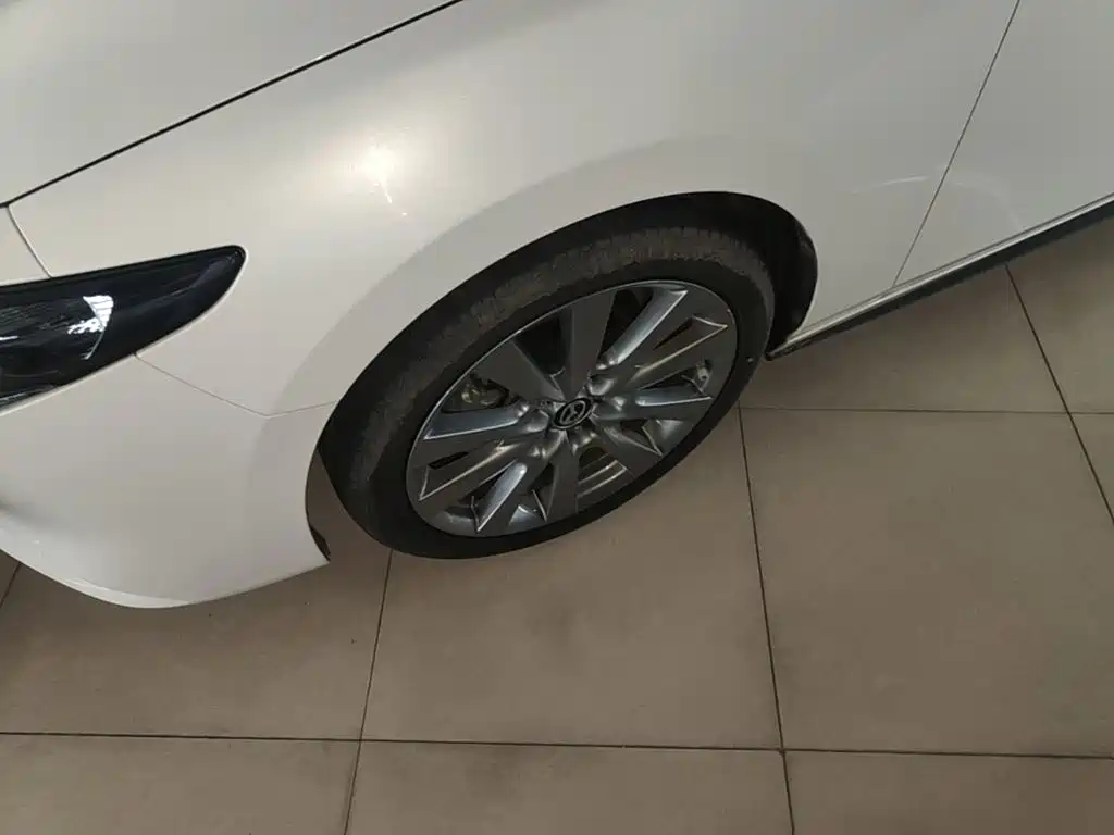 Mazda Mazda 3 2025 2023 2.0L Auto Zhixuan