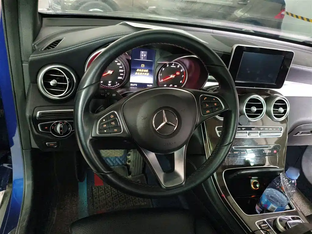 Mercedes-Benz GLC 2017 GLC 260 4MATIC Dynamic фото 7