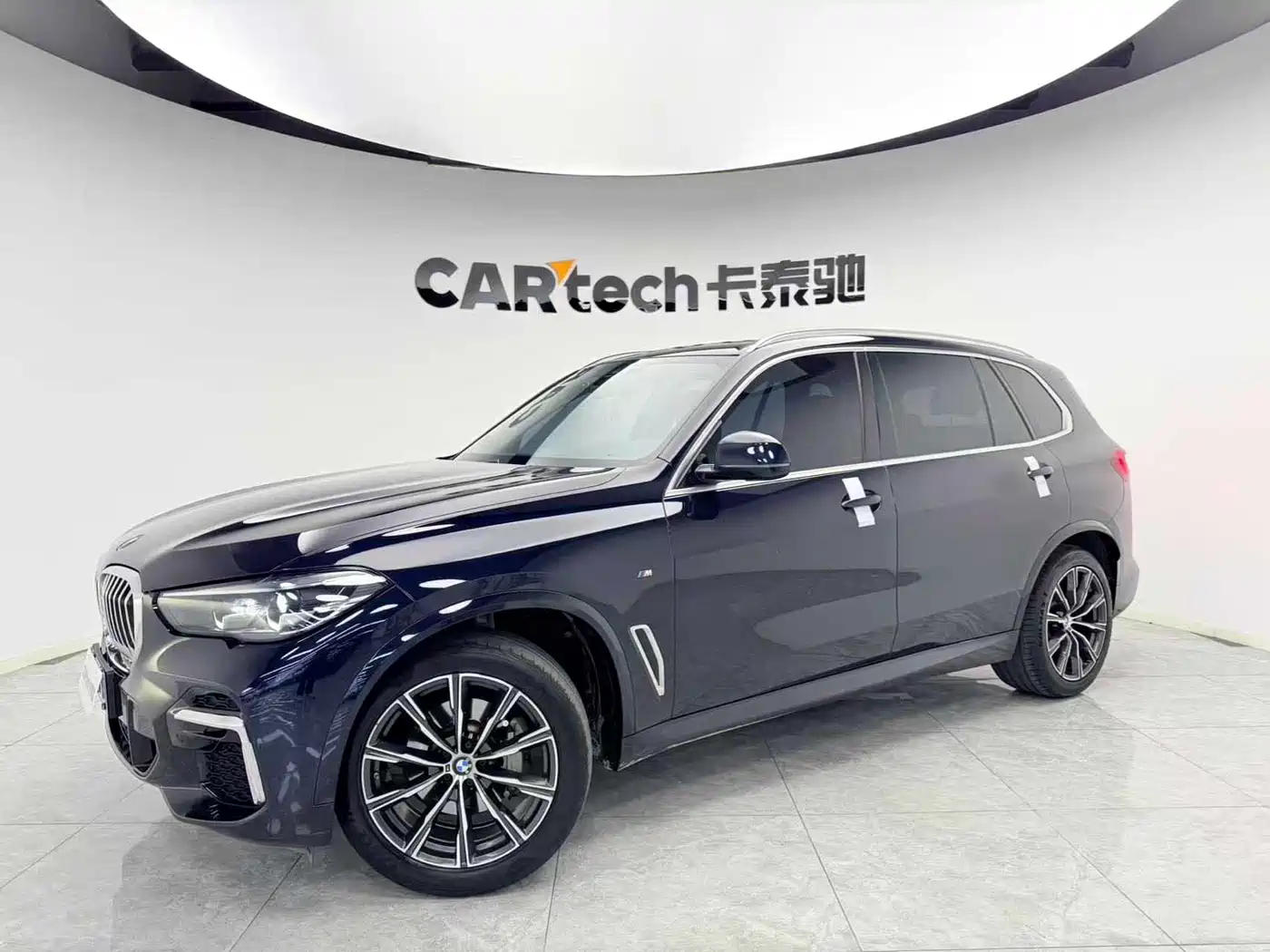 BMW X5 2022 xDrive 30Li M Sport Package