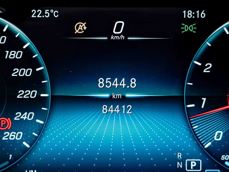 Mercedes-Benz GLC 2022 Model GLC 260 L 4MATIC Luxury Edition фото 17