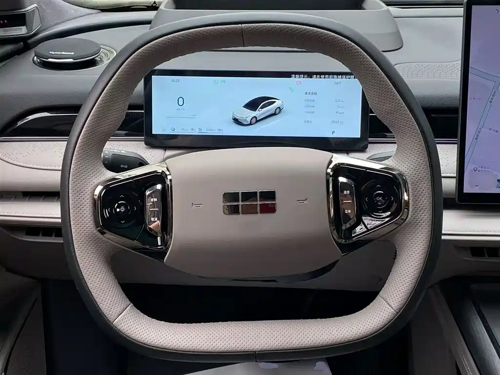 Geely Galaxy Galaxy Xingyao 8 2025 130km EM-P Starship Edition фото 11