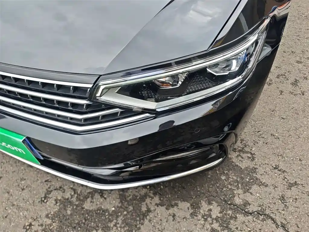 Volkswagen Magotan 2023 2 Million Units Commemorative Edition 280TSI DSG Comfort фото 24